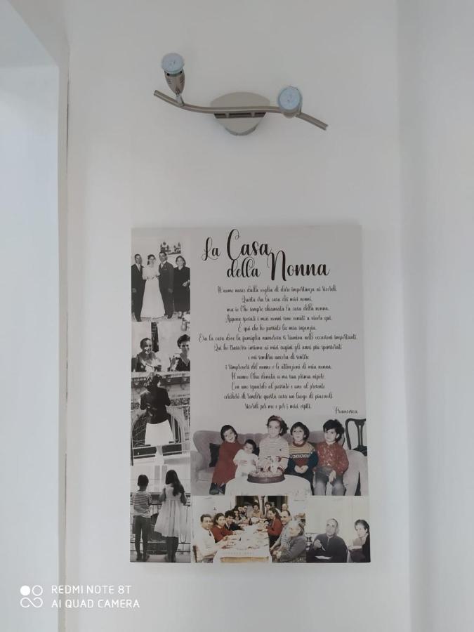 Aradeo B & B La Casa Della Nonna מראה חיצוני תמונה